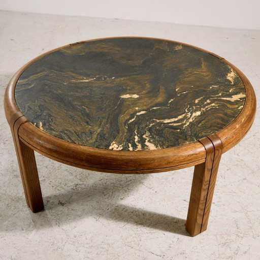 MK11496 Couchtisch aus Eiche