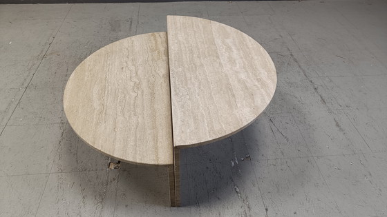 Image 1 of Paar travertijnen salontafels, 1970