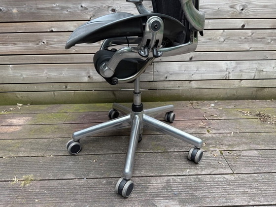 Image 1 of Sedia da ufficio Herman Miller Aeron con base cromata