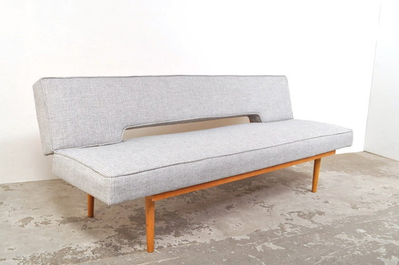 Image 1 of Vintage sofa/daybed Miroslav Navratil, 1960s