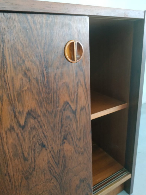 Image 1 of Buffet/armoire murale vintage danoise des années 1970 en palissandre avec portes coulissantes