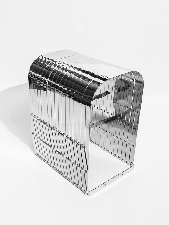 Image 1 of magazine holder Luther Evans