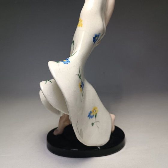 Goldscheider - Claire Weiss - Skulptur, Art Deco Dame im langen Kleid - 28,5 cm - Porzellan (photo 26 of 35)