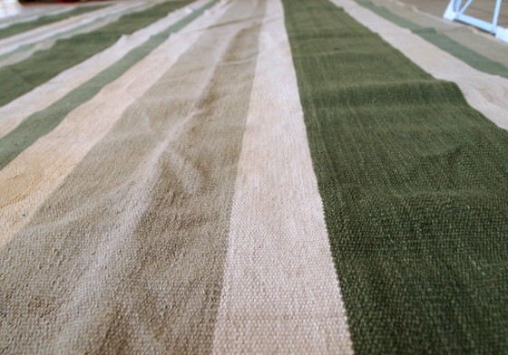 Image 1 of Handgefertigter antiker indischer Dhurri-Kelim, 167 cm x 238 cm (5,4' x 7,8'), 1930er Jahre - 1C455