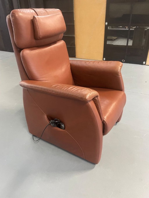 Chaise haute proéminente