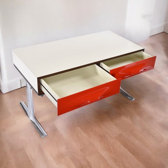 Image 1 of Console stereo TV con cassetto in plastica rossa cromata Raymond Loewy DF-2000