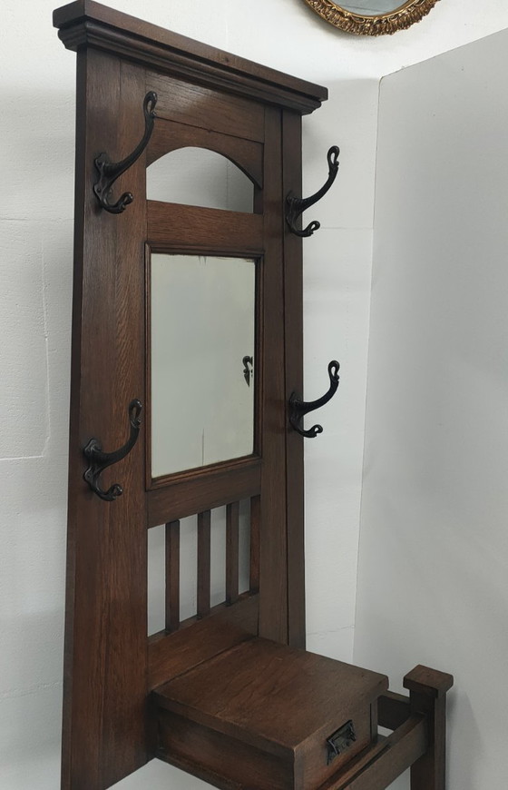 Image 1 of Antico appendiabiti da sala Arts & Crafts (1908)