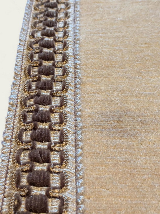 Vintage Table Runner in Light Brown with Gold Border & Green Underside – 101 × 40 cm – Table accessories (photo 3 of 6)