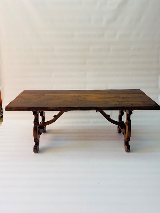 Set da pranzo degli anni '60 di provenienza italiana, realizzato in legno massello di noce. – Wood, Vintage (photo 12 of 16)