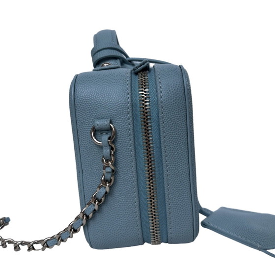 Image 1 of Tocador de Chanel