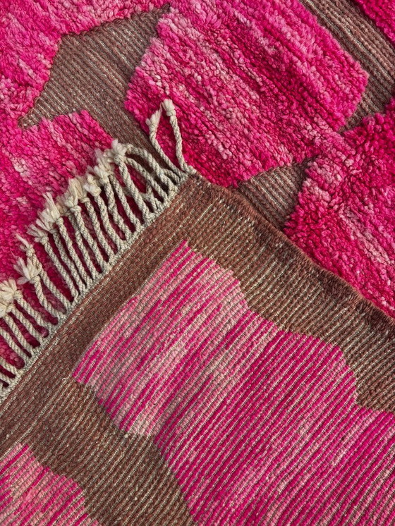 Image 1 of Pink Moroccan Mrirt Wool Rug 160x200 cm – Handwoven Berber Carpet
