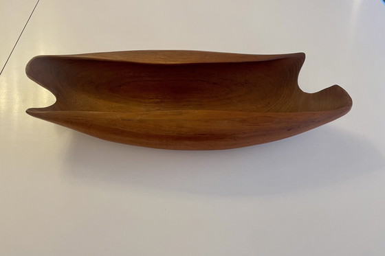 Image 1 of Handgearbeitete organische Teakholzschale 