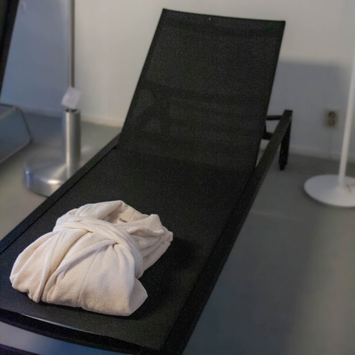 Borek Lipari lounger