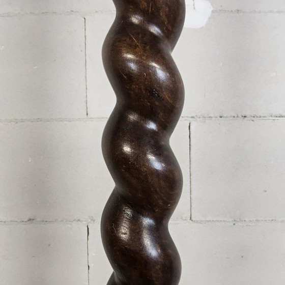 Image 1 of Candeliere antico in legno del XIX secolo, stile giacobino, a spirale, per grande chiesa (altezza 166 cm).