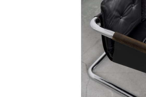 Image 1 of Vintage Brutalistische Buisvormige Metalen en Lederen Bauhaus Minimalistische Sofa 1950