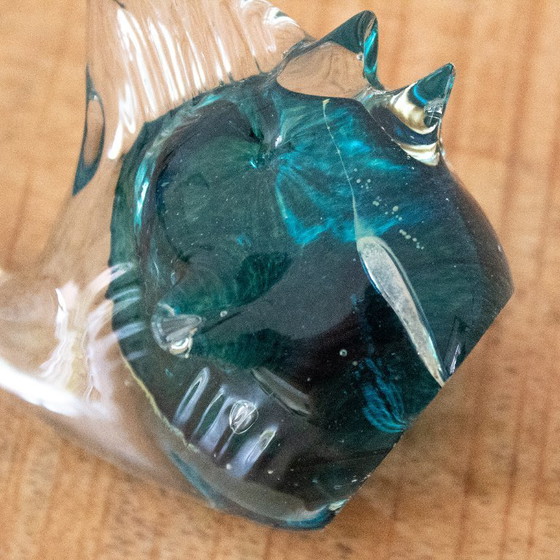 Image 1 of Briefbeschwerer aus Glas in Fischform: Schreibtischdekoration im Murano-Stil