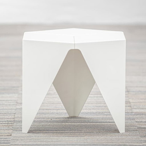 Vitra Prismatic Bijzettafel