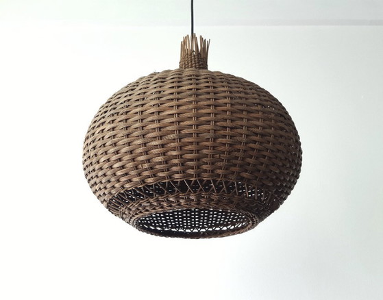 Image 1 of Magnifique suspension en rotin, suspension style Mid-Century Modern, lampe de table vintage