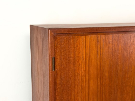 Image 1 of Deense kast in teakhout van Børge Mogensen voor Søborg Møbelfabrik, jaren 60