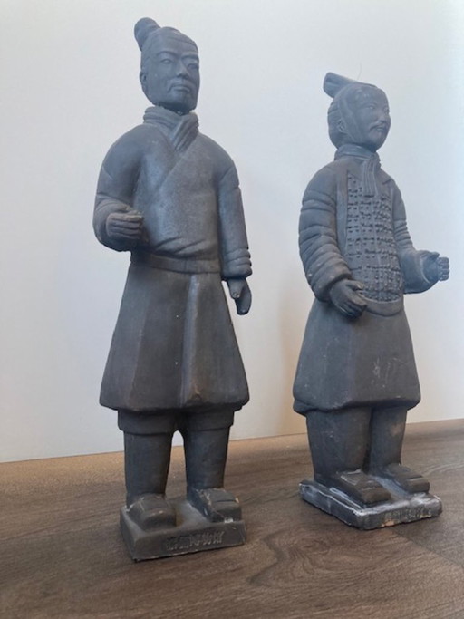 Vintage-Repliken chinesischer Terrakotta-Kriegersoldaten.