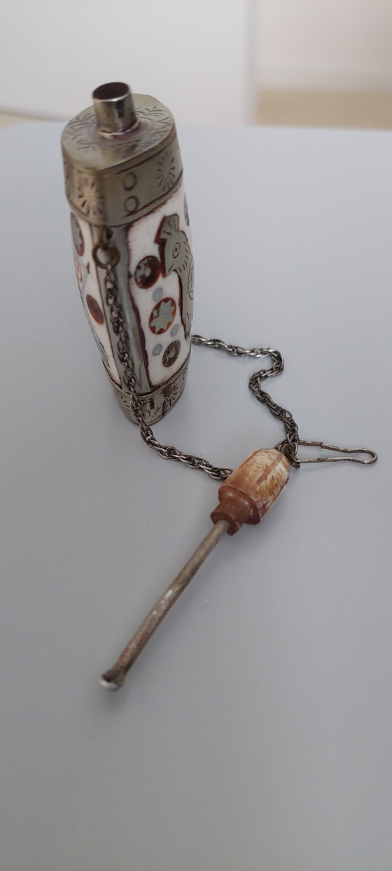 Image 1 of Oriëntaals met been verwerkt parfumflesje 