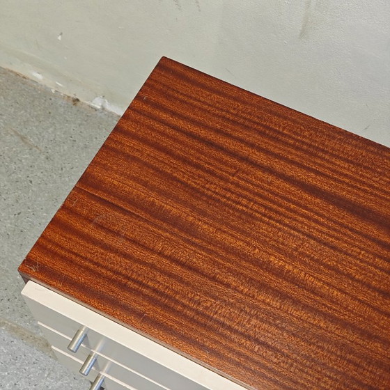 Buffet bas vintage – Bois (photo 9 of 9)