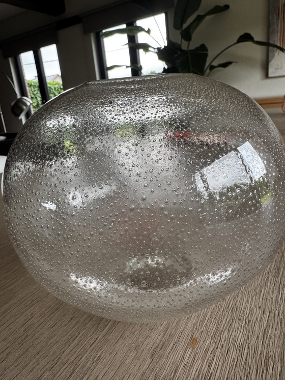 Image 1 of Spherical vase
