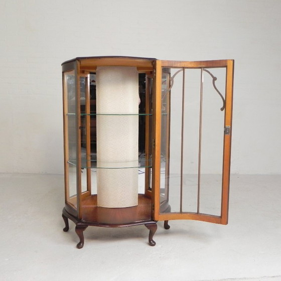 Image 1 of English Art Deco display cabinet on ornate legs, 1930s