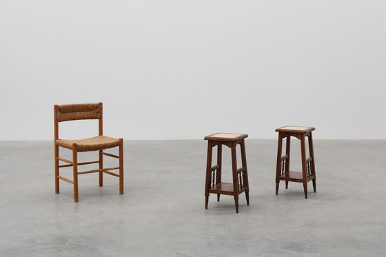 Image 1 of  Pareja de mesas auxiliares rústicas de madera del siglo XX con tapa de cerámica, Francia