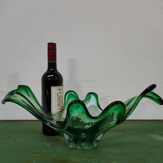 Image 1 of Ciotola per frutta in vetro verde vintage Ciotola in vetro di Murano