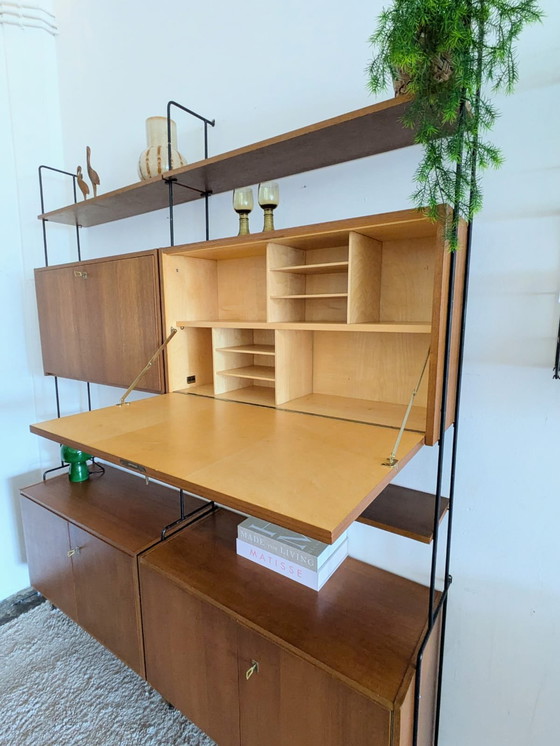 Image 1 of Vintage, teakhouten modulair wandsysteem Hilker Omnia