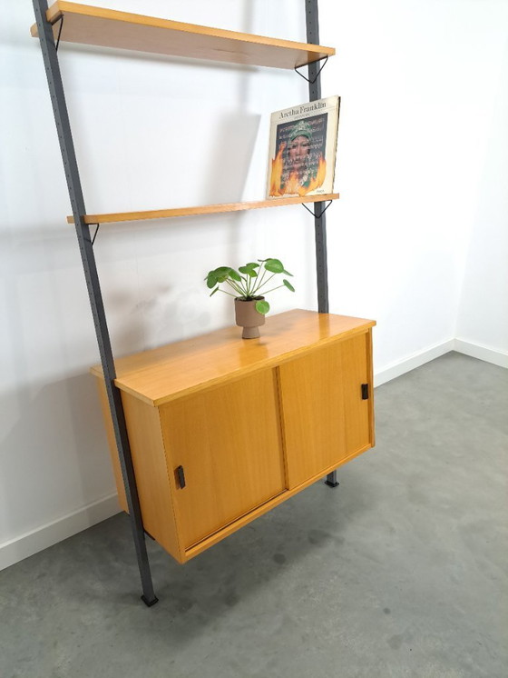 Image 1 of Sistema de pared modular LP de Olof Pira, Suecia