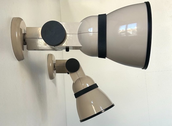 Image 1 of Paire d'appliques vintage orientable, métal laqué beige, Lita, France 1980