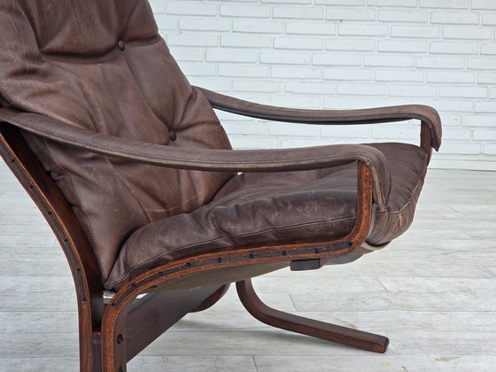 Image 1 of 1970, Noors ontwerp door Ingmar Relling voor Westnofa, model "Siesta" met armleuningen