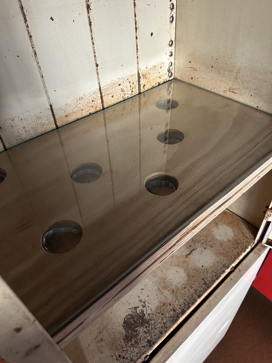 Image 1 of Mobiletto/vetrina per farmacia industriale d'epoca