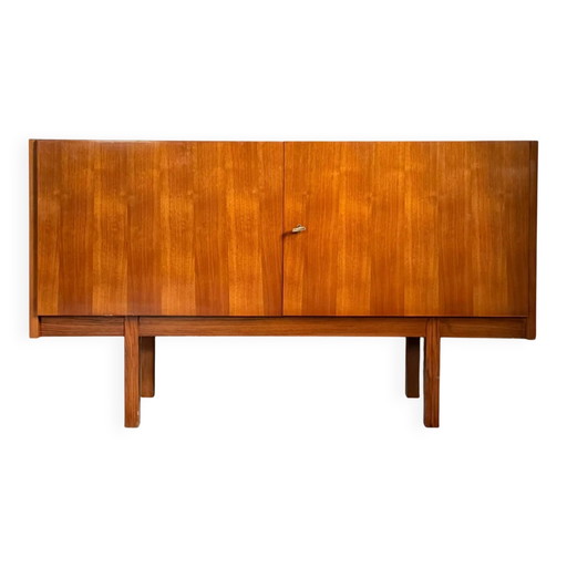Vintage enfilade