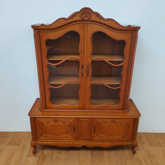 Image 1 of Vintage Queen Ann kast vitrinekast buffetkast servieskast