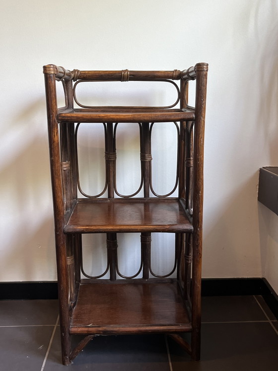 Vintage Rotan / Bamboe Plantentafel / Vakkenkastje BOHO Style – Nachtkastjes, Bamboo (photo 3 of 7)