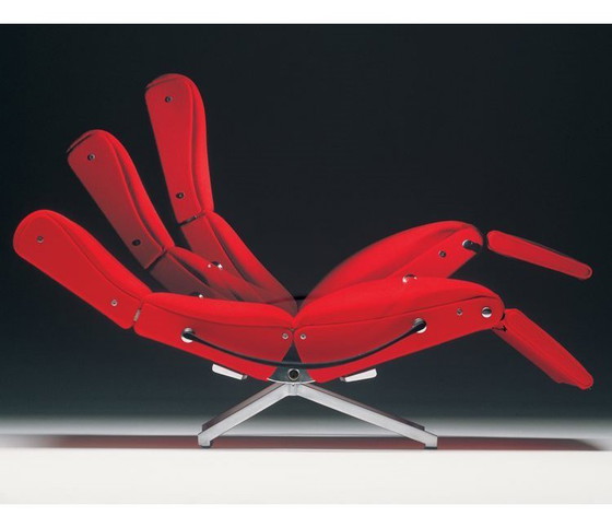 Image 1 of Tecno P40 loungestoel, Osvaldo Borsani.