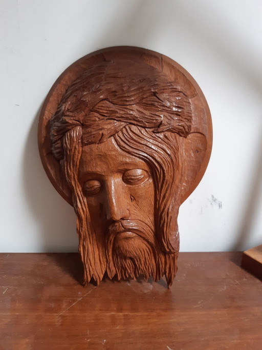 Handgesneden houten reliëf Jezus
