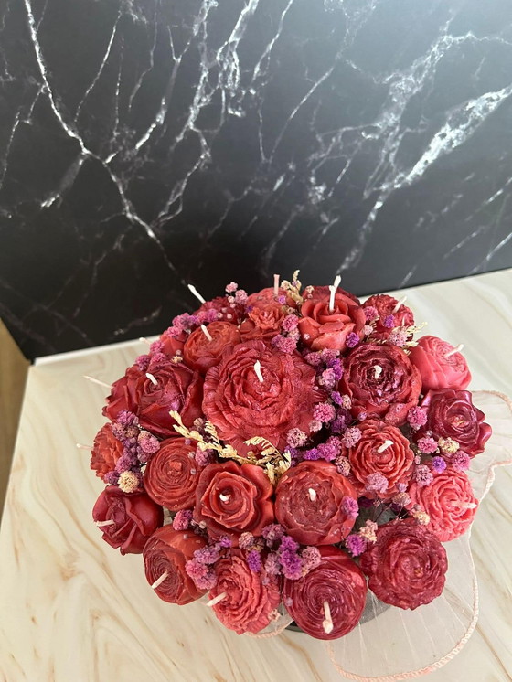 Image 1 of Candle bucket