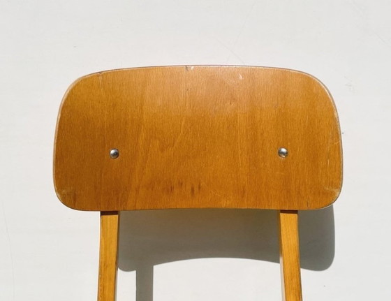 Image 1 of Pupitre y silla de madera Casala. Años 60