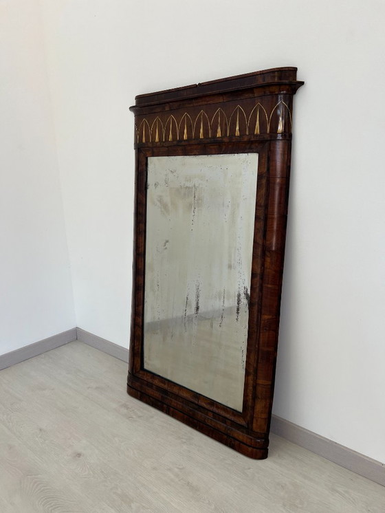 Image 1 of Cassettone - Noce - Comò con specchiera