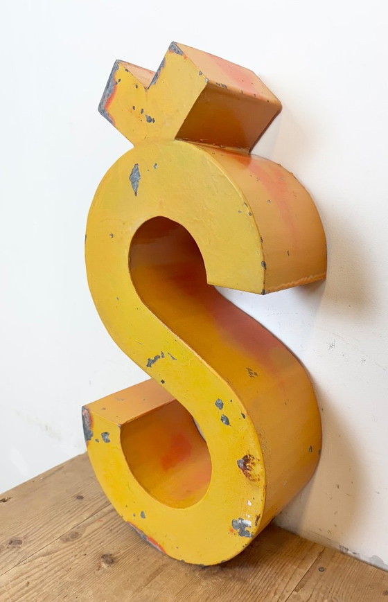 Image 1 of Grande lettera Š in ferro giallo vintage per facciata, anni '60