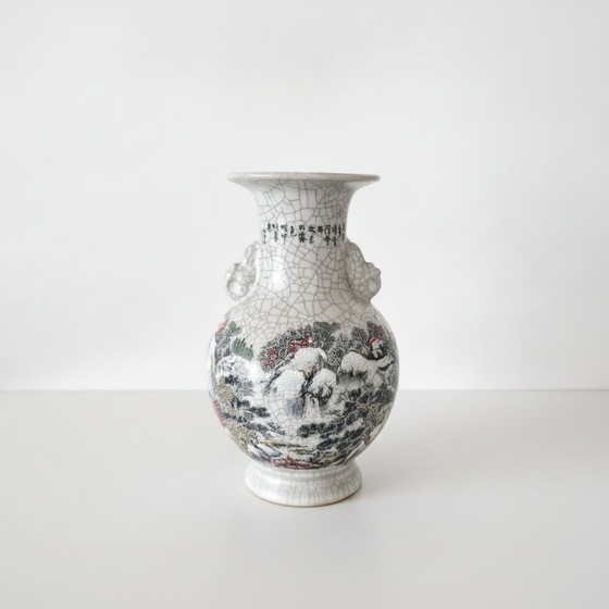 Elegant vintage Chinese porcelain vase hand-painted - winter landscape (photo 9 of 10)