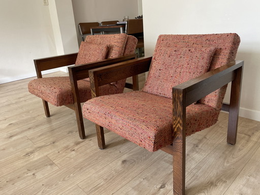 Hein Stolle et Spectrum 2 fauteuils avec table basse