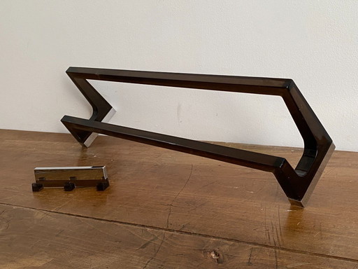 Set di 2 portasciugamani. 1970. Plexiglas.