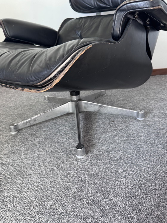 Image 1 of Réplique Eames Jaren '70

