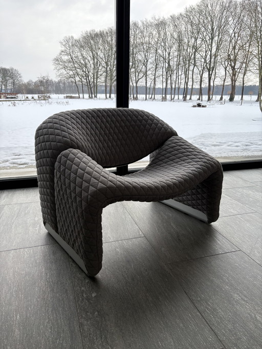 Artifort Groovy f598