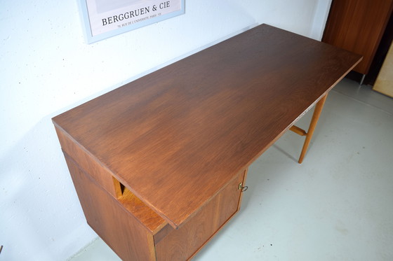 Image 1 of Bureau vintage des années 1960, style milieu du siècle